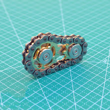 Load image into Gallery viewer, Seven Color EDC Gear Chain Fidget Spinner